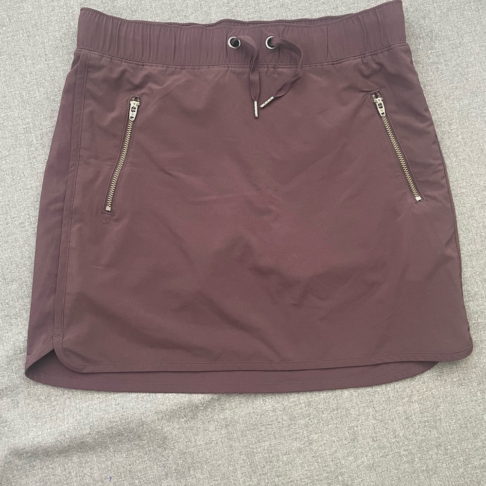 Athleta skirt with mesh shorts XS skort